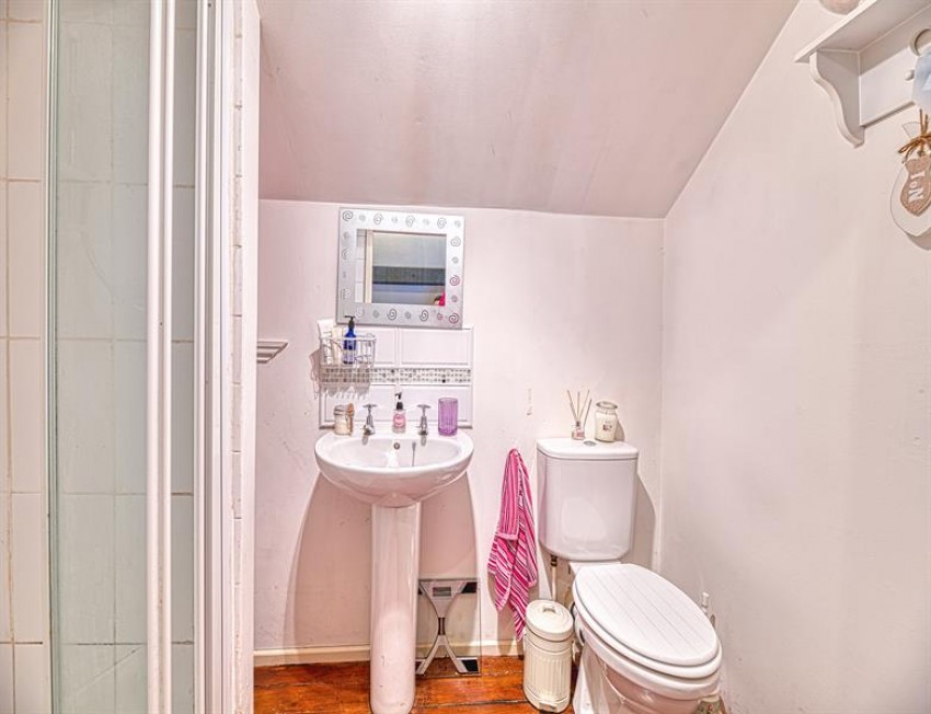 Images for Robin Hood Lane, Helsby, Frodsham