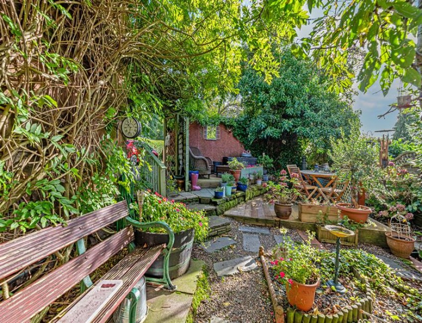 Images for Robin Hood Lane, Helsby, Frodsham