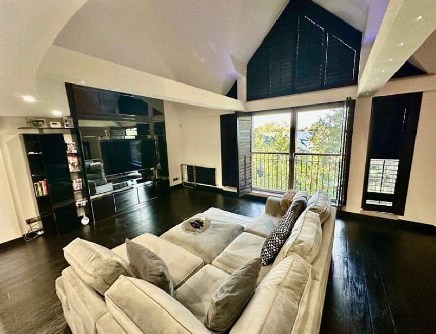 Images for 1b Heath Road, Hale, Altrincham
