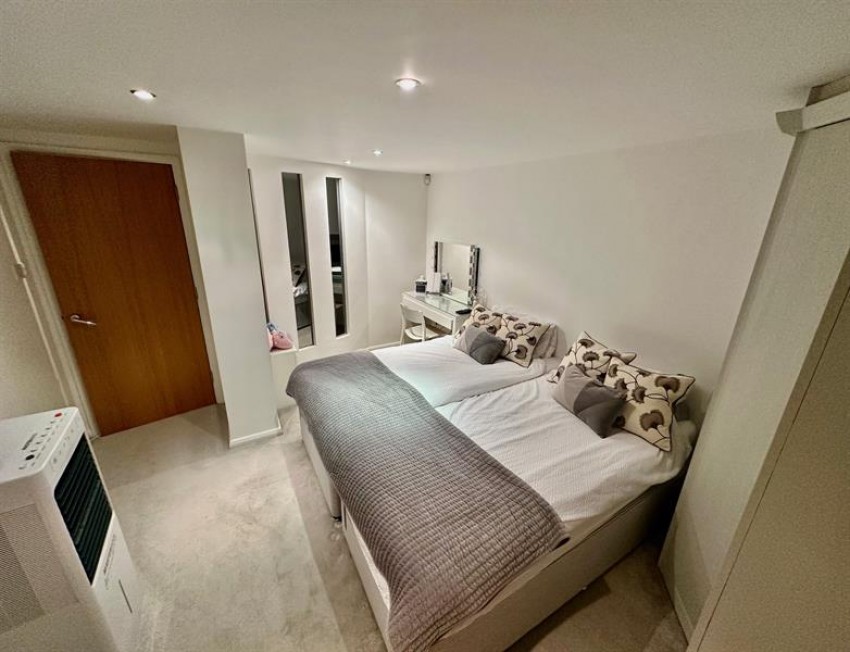 Images for 1b Heath Road, Hale, Altrincham