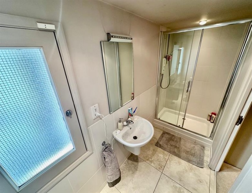 Images for 1b Heath Road, Hale, Altrincham