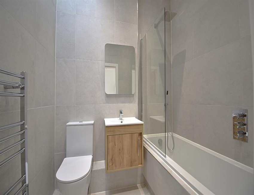 Images for Flora Gardens, Woodford
