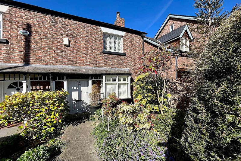 Ladybarn Lane, Ladybarn