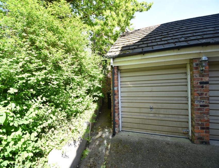 Images for Beech Cottages, Lydiat Lane, Alderley Edge