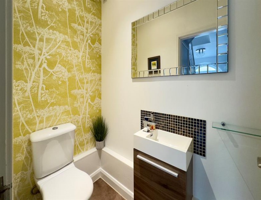 Images for Manor Park Road, Glossop
