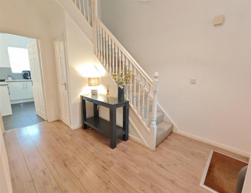 Images for Pewterspear Green Road, Appleton