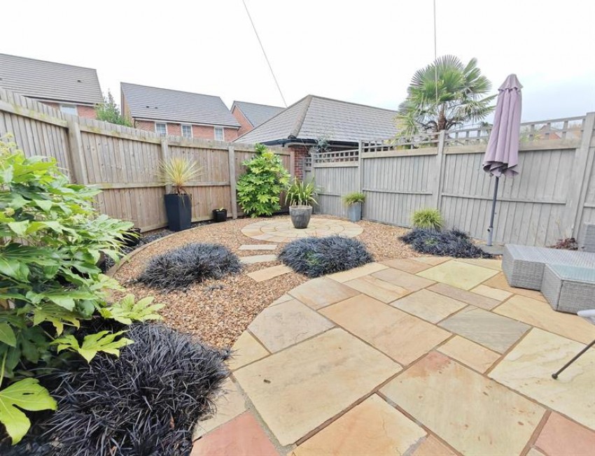 Images for Pewterspear Green Road, Appleton