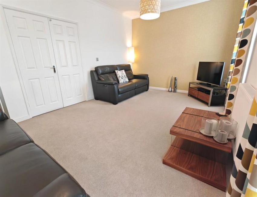 Images for Pewterspear Green Road, Appleton