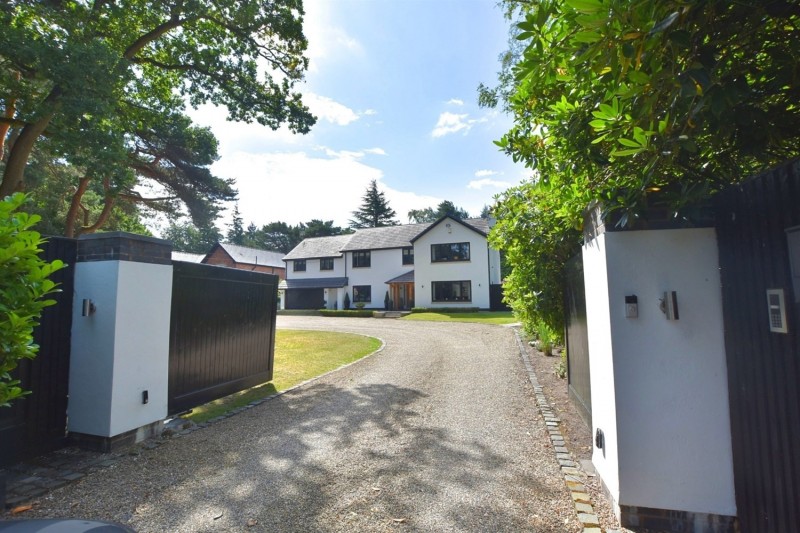 New Platt Lane, Cranage