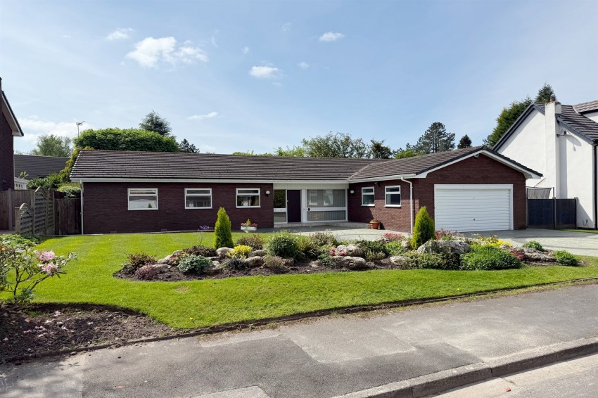 Images for Milverton Drive, Bramhall