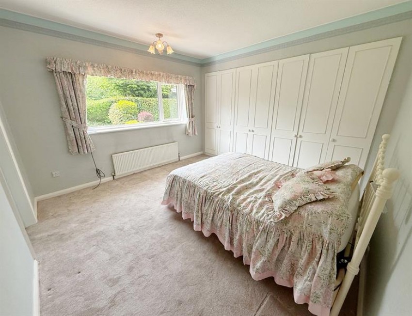 Images for Milverton Drive, Bramhall