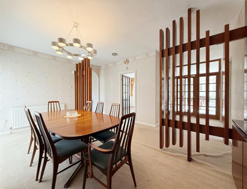 Images for Milverton Drive, Bramhall