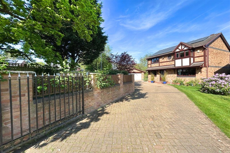 Woodwise Lane, Manchester
