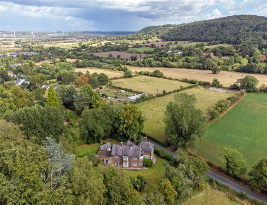 Images for Bates Lane, Helsby, Frodsham