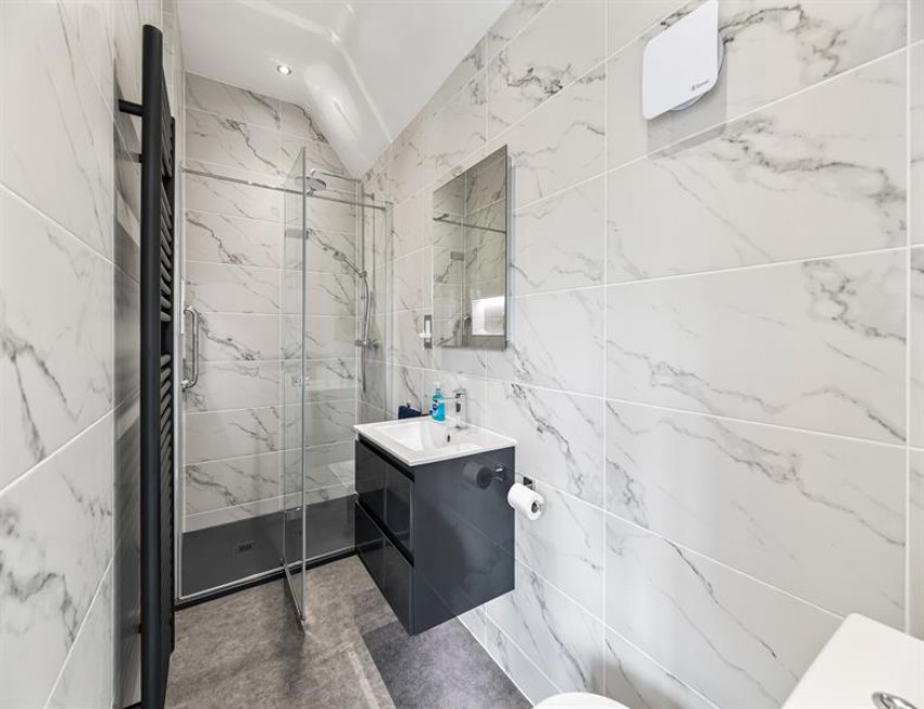 Images for Bates Lane, Helsby, Frodsham