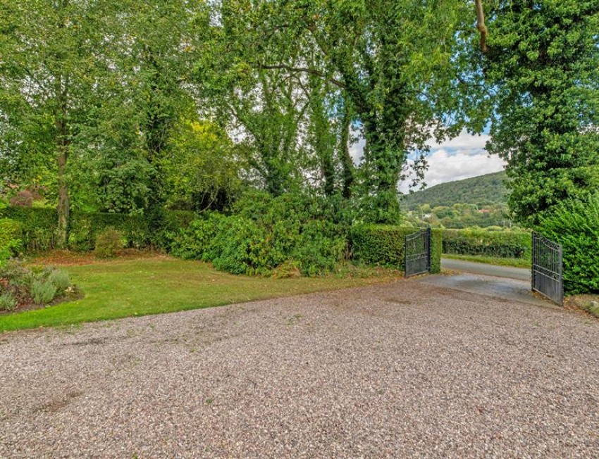 Images for Bates Lane, Helsby, Frodsham