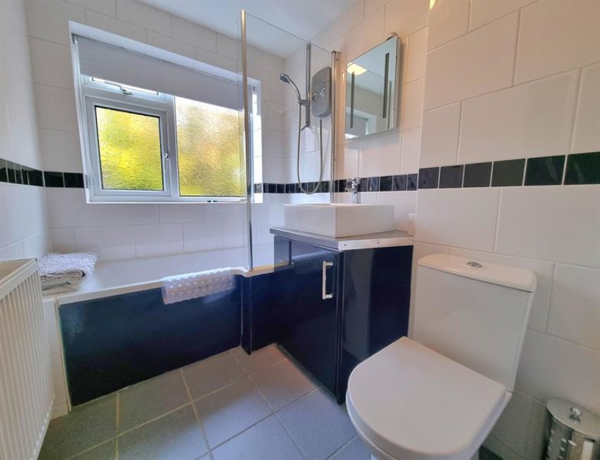 Images for Rookfield Avenue, Sale