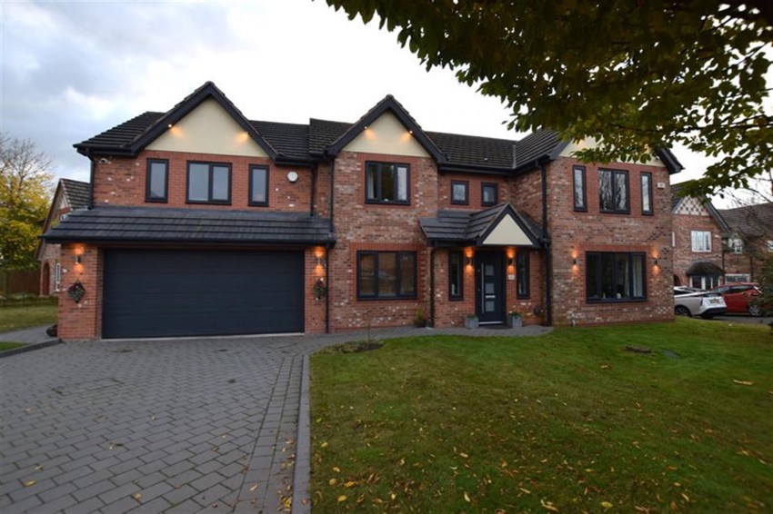 Images for College Court, Macclesfield