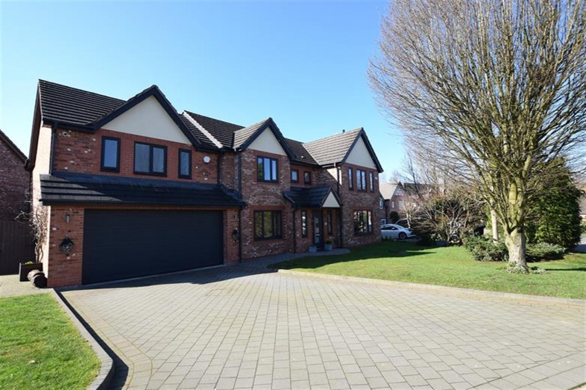 Images for College Court, Macclesfield