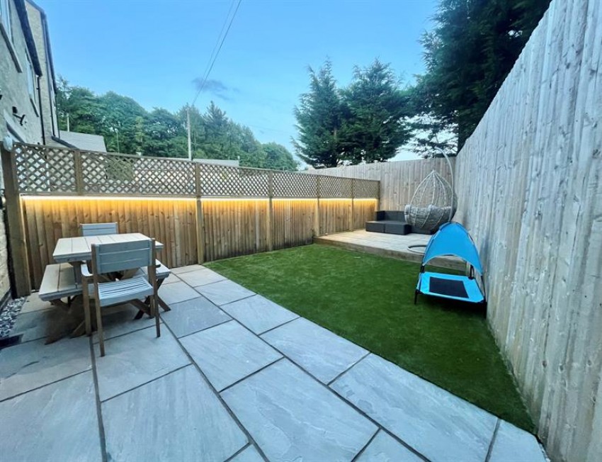 Images for John Walton Close, Glossop