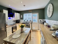 Images for John Walton Close, Glossop