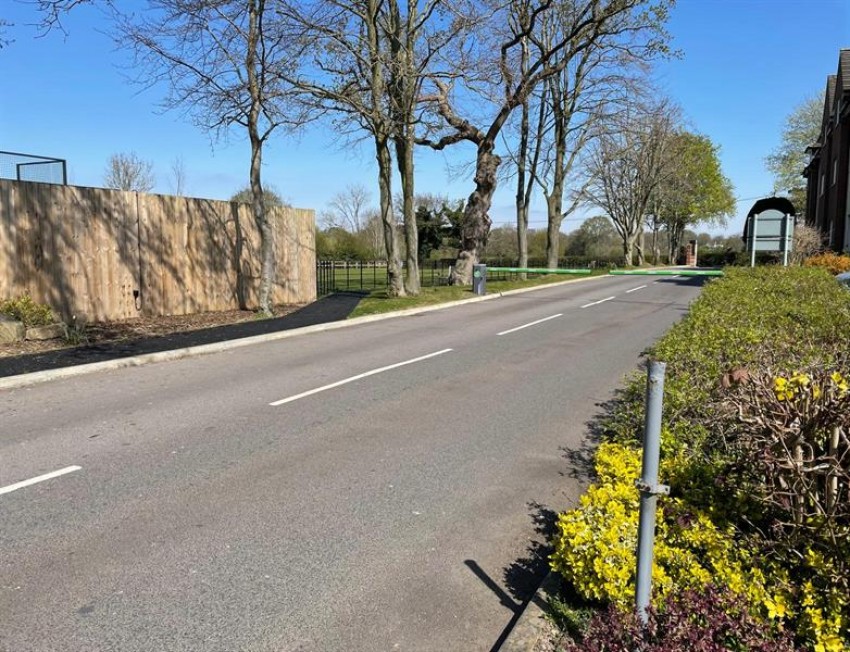 Images for The Cedars, Warford Park, Faulkners Lane