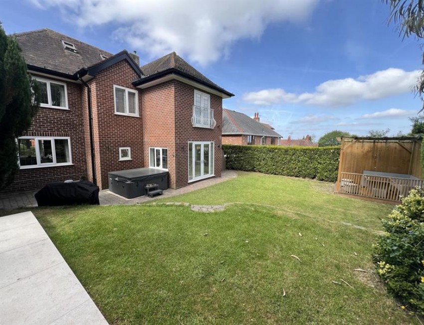 Images for Higham Lane, Gee Cross, Hyde