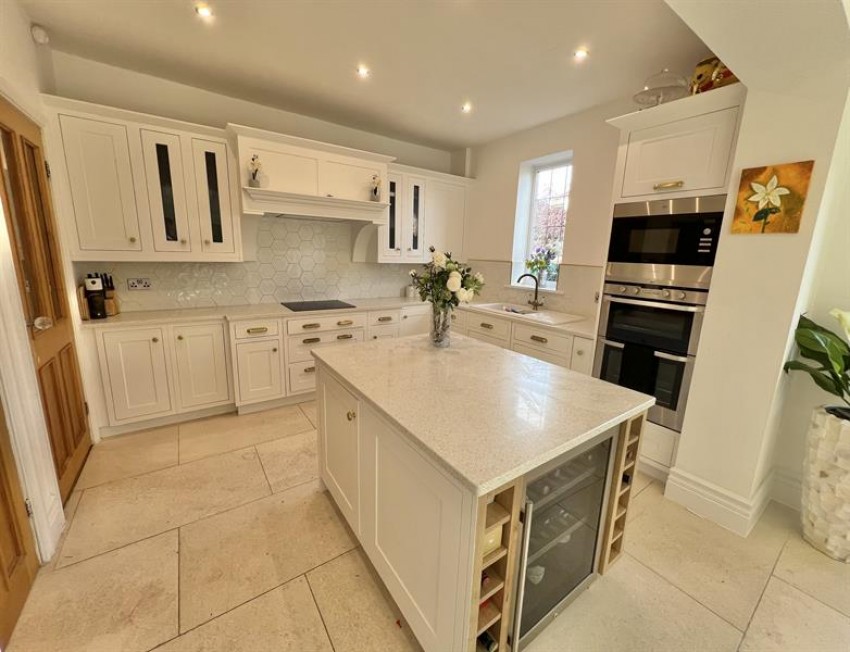 Images for Higham Lane, Gee Cross, Hyde