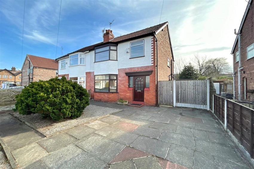 Images for Russell Avenue, Sale