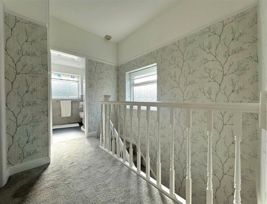 Images for Russell Avenue, Sale