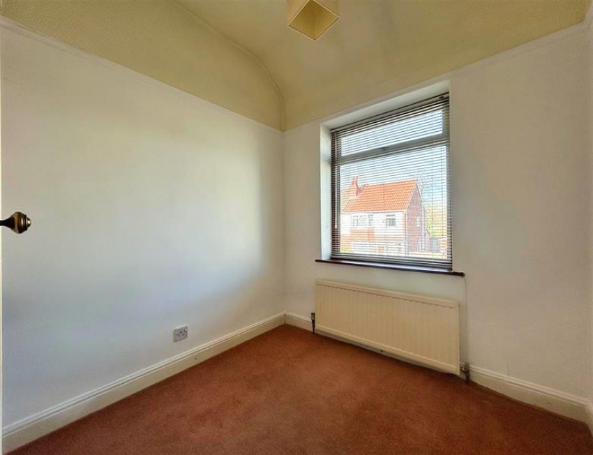 Images for Russell Avenue, Sale
