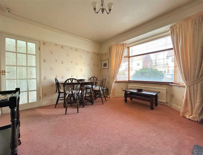Images for Russell Avenue, Sale