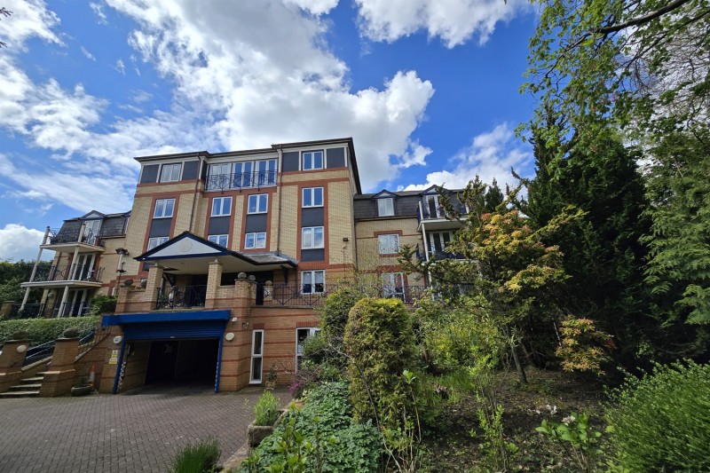 Racefield Road, Altrincham