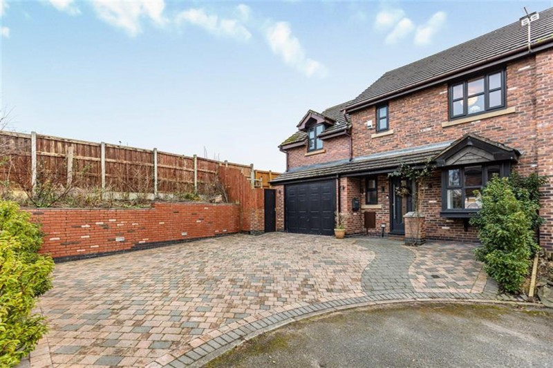 Ridgway Gardens, Lymm