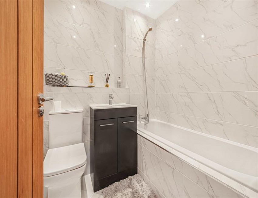 Images for Ridgway Gardens, Lymm