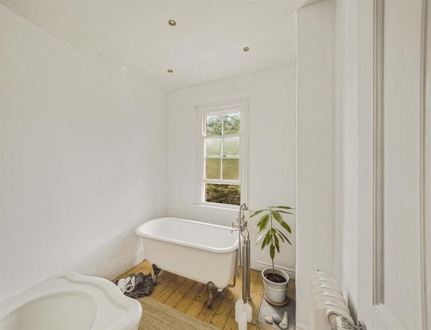 Images for Finchley Road, Hale, Altrincham