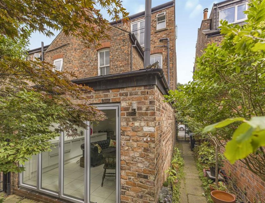 Images for Finchley Road, Hale, Altrincham