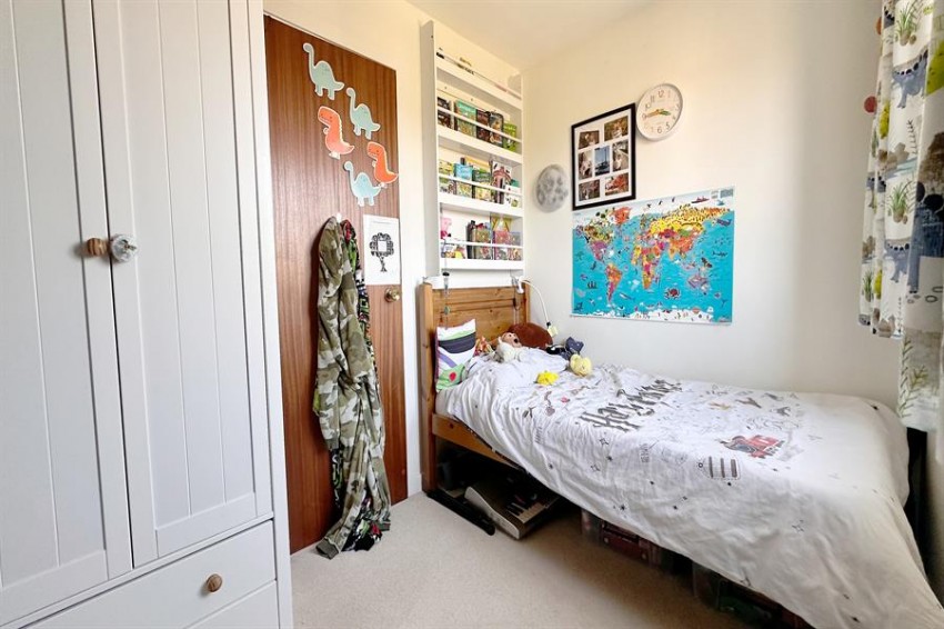 Images for Lindisfarne Drive, Poynton 