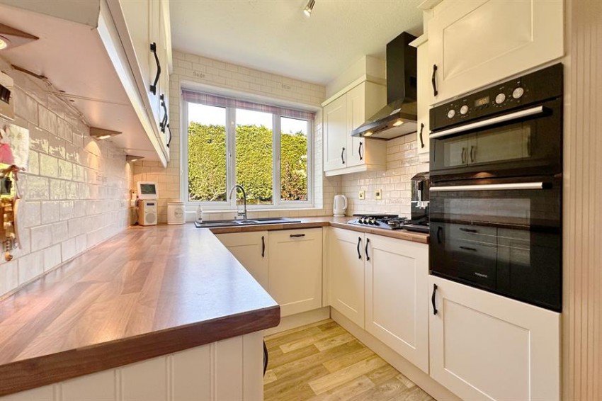 Images for Lindisfarne Drive, Poynton 