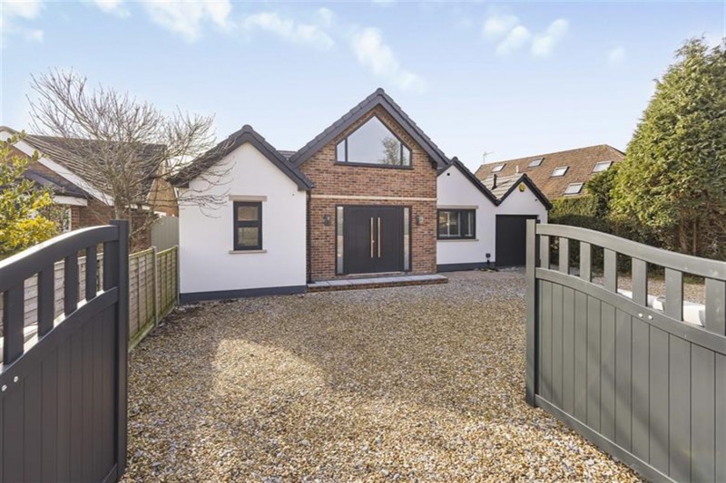 Longacres Road, Hale Barns, Altrincham