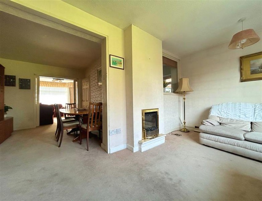 Images for Carlyn Avenue, Sale