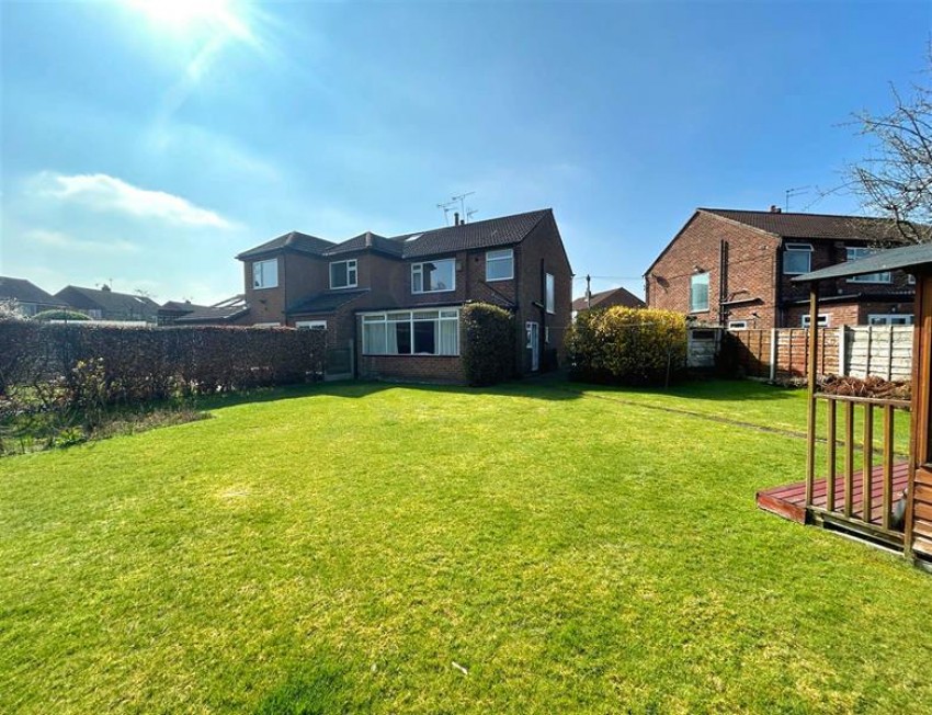 Images for Carlyn Avenue, Sale