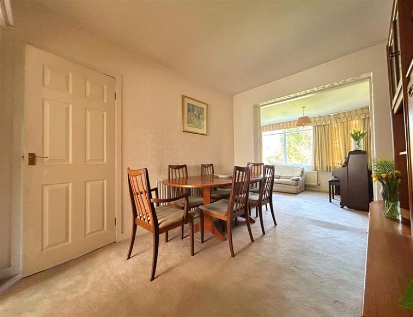 Images for Carlyn Avenue, Sale