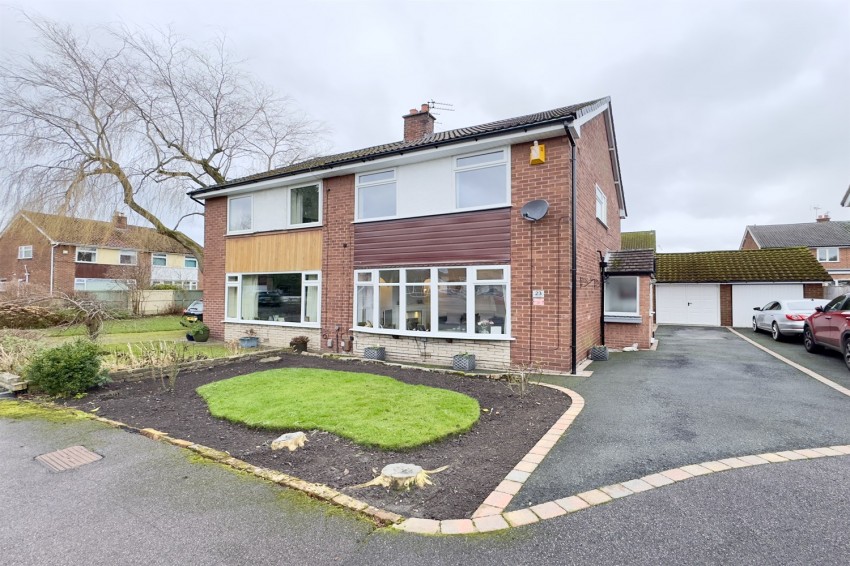 Images for Meadway, Poynton