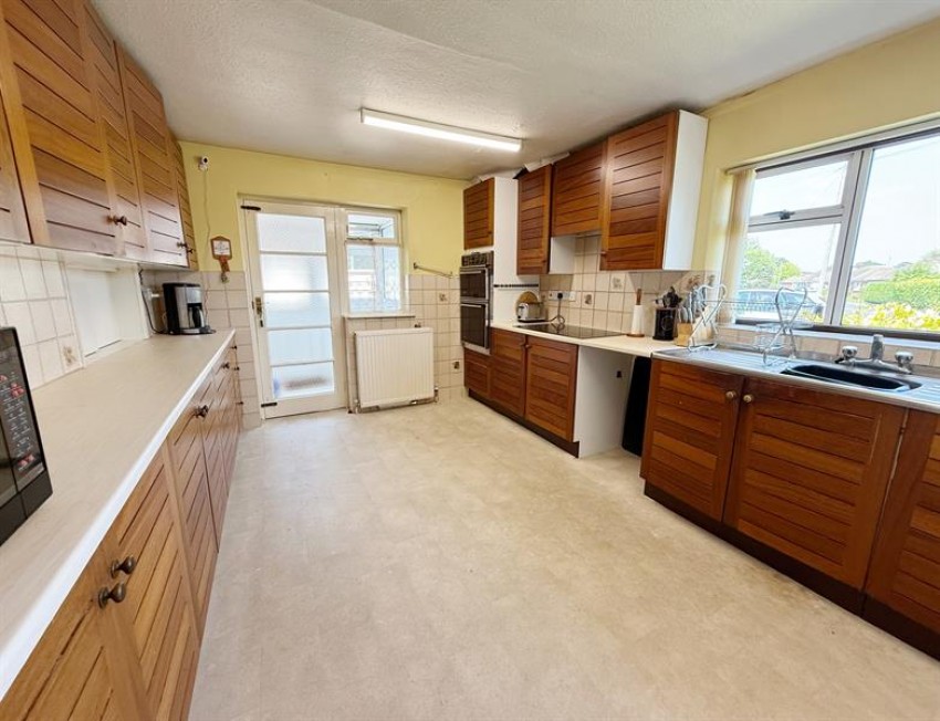 Images for Roundway, Bramhall