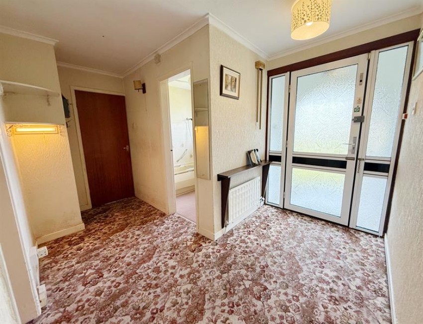 Images for Roundway, Bramhall