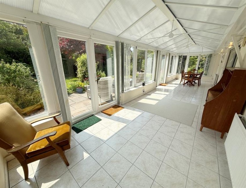 Images for Roundway, Bramhall