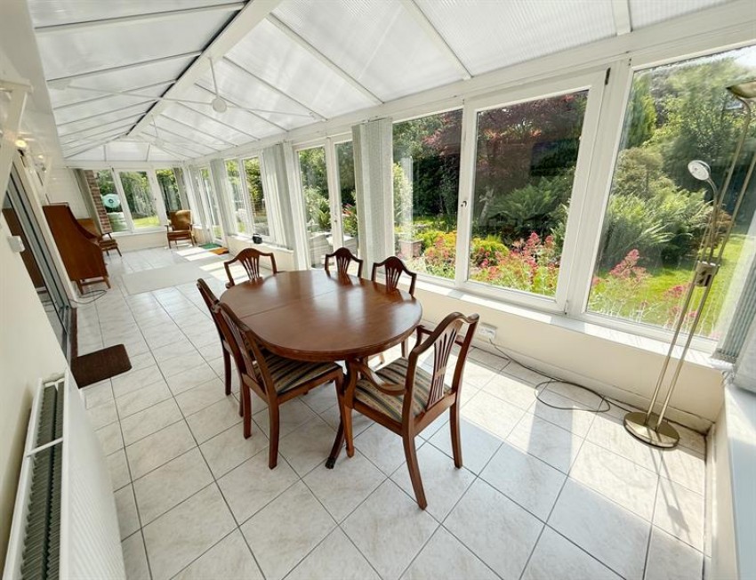 Images for Roundway, Bramhall