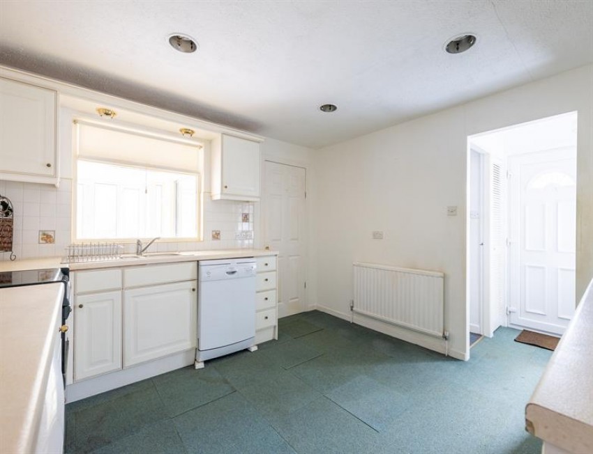 Images for Outstanding views and large bungalow in North Brook Road, Utkinton