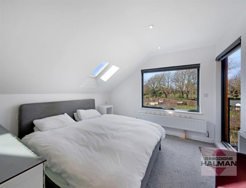 Images for Glebelands Road, Sale